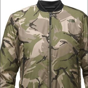 NorthFace Bomber Jacket | Barstol Bomber